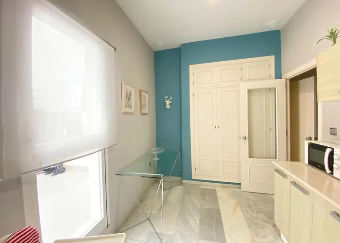 Colon 1451 - Pleno Centro Y Wifi Gratis カディス